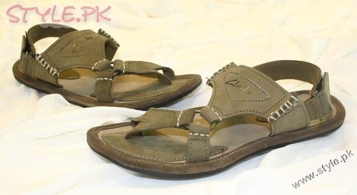 ... Ã— 394 in Fashion Of Casual Sandals and Slippers For Men in Pakistan