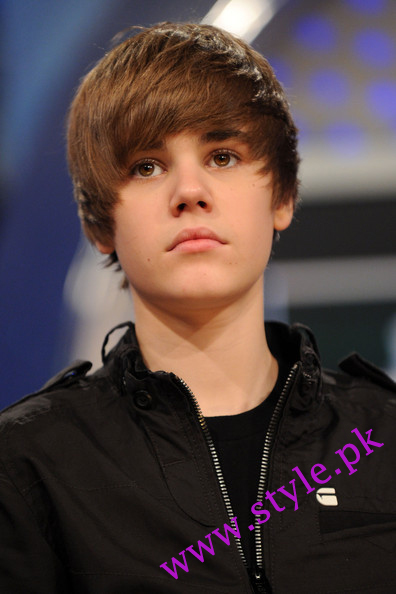 justin bieber cute pictures 2011. men+ Justin Bieber cute