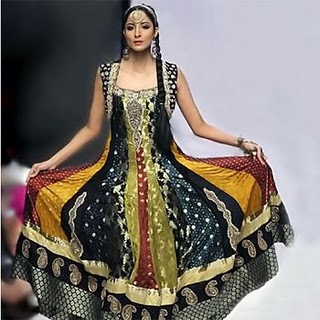 Pakistani Dresses 2011 khushifairy 5 