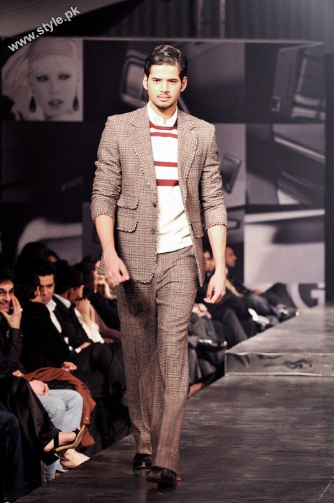 Ammar belal collection in pakistan fashion week 2390 