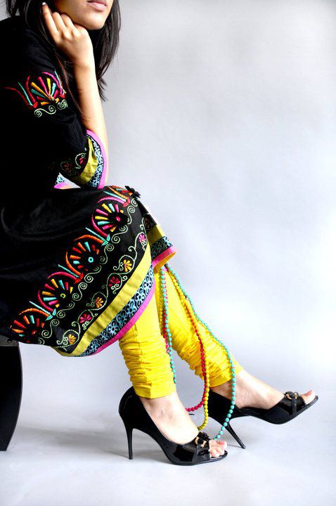 Chhoridaar with long heels1 