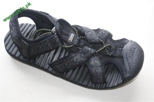 Latest Easy To Wear Slippers For Boys 5 style.pk  300x200 