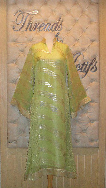 New Designs of Embroidery Work by Threads and Motifs for Eid 484499 