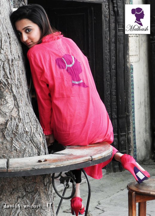 Pink Shirt by Malhash with a funky motif 006 