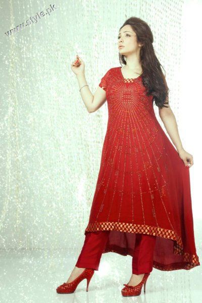 Dress Model Brand on Jugan Kazmi Model Of Crystallia Brand 569 150x150 Photo