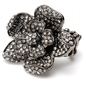 Latest Fashioning Ring Collection 2011 1 style.pk  300x300 