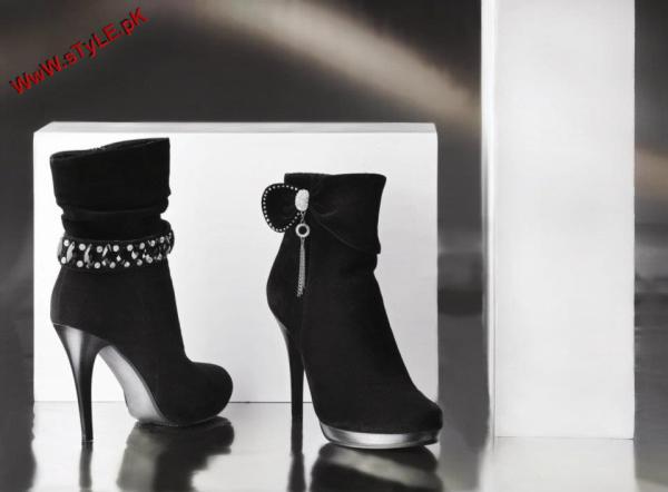 Latest Shoes Collection For Winter By Stylo 2012 004 