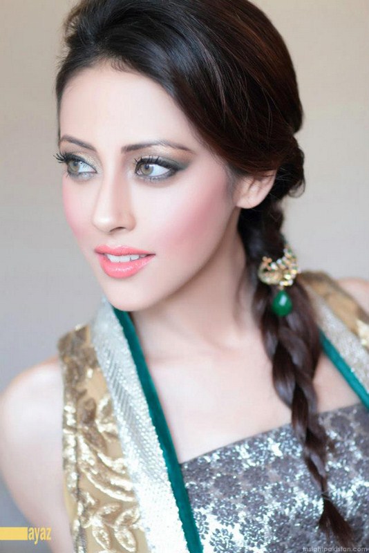 Ainy Jaffri Pakistani Model and Actress 006 534×800
