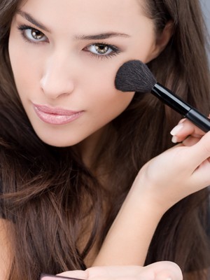 Tips to Contour Your Face 300 x 400 makeup tips and tutorials 