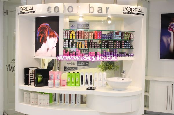 Color Bar - L'Oreal Professional Products Academy