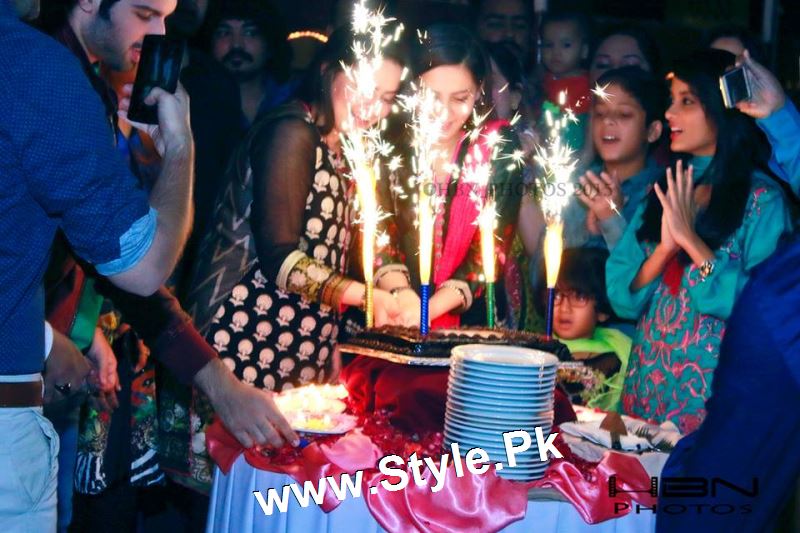 Birthday Celebrations of twins celebrities Aiman Khan and Minal Khan (5 ...
