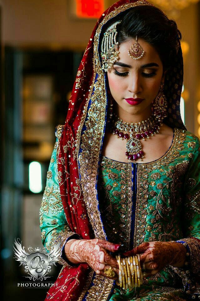 Pakistani bridal jewelry sets For Red dress