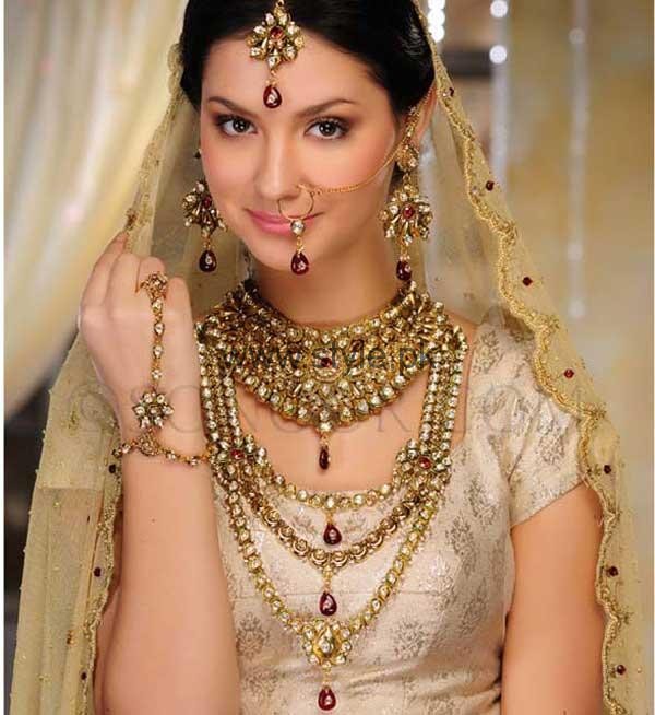 Latest Kundan Bridal Jewellery 2016 (6)