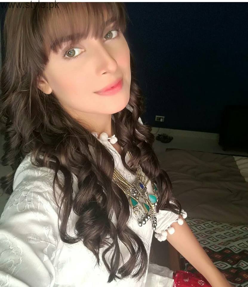 ayeza khan haircut styles