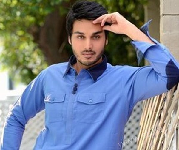 Top 5 Good Looking Pakistani Actors Of 2016 002 – Style.Pk