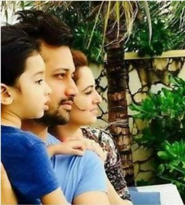 Latest Clicks of Atif Aslam with his son - Style.Pk diagram artist 
