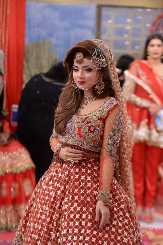 Latest Pakistani Bridal Dresses and Bridal Makeup