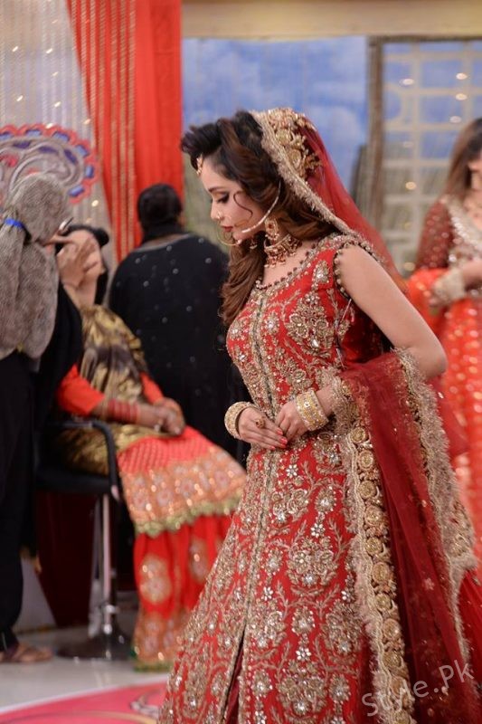 Latest Pakistani Bridal Dresses and Bridal Makeup