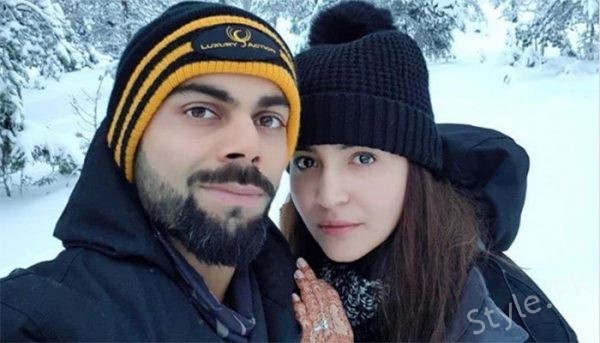 Anushka Sharma's Honeymoon Selfie With Virat Kohli Goes Viral