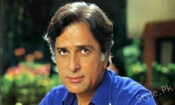 Celebrities Pay Respect To Late Bollywood Legend Shashi Kapoor