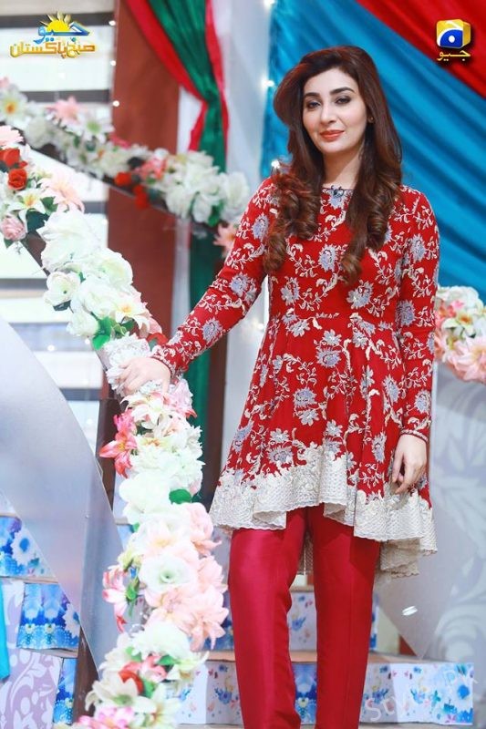 Ayesha Khan in Geo Subha Pakistan