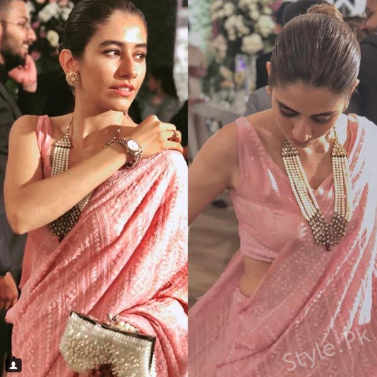 Syra Shahroz tells us how to wear saree in style