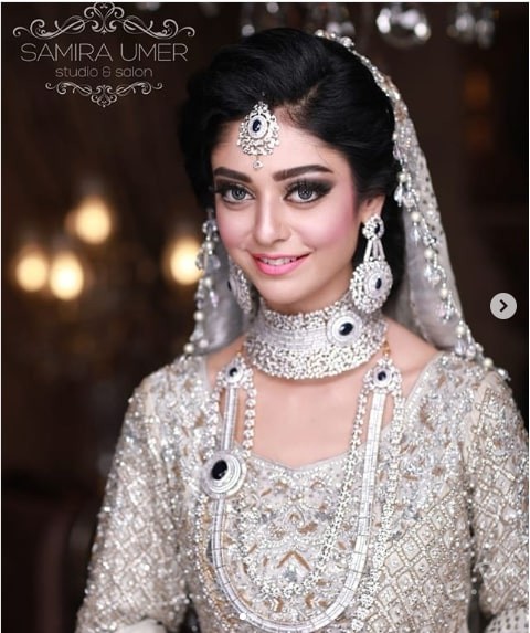 Noor Khan is Looking Beautiful in her Recent Bridal Photo Shoot