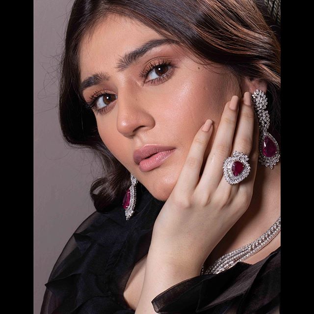 Latest Clicks Of Actress Dur-e-Fishan Saleem - Style.Pk